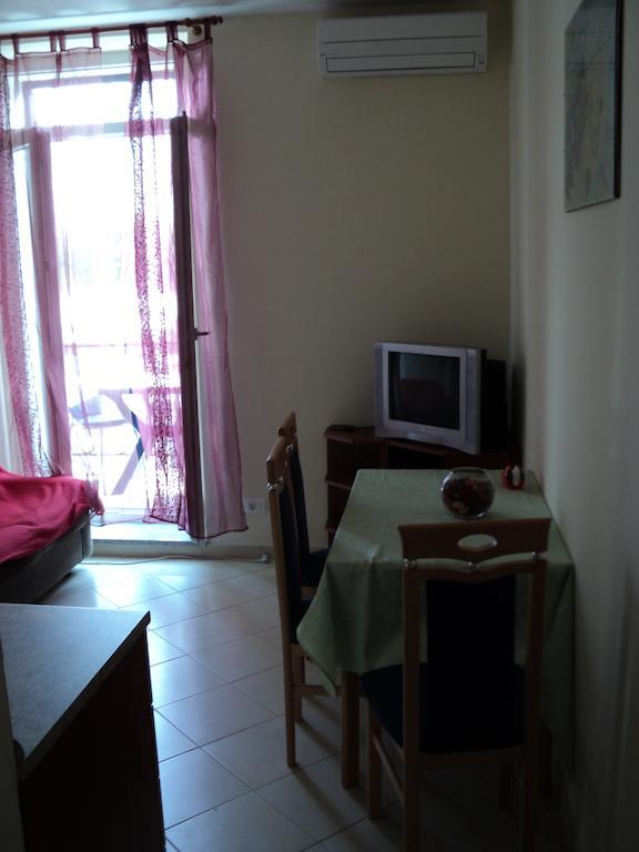 Apartment Mandrac Novigrad Istria 客房 照片